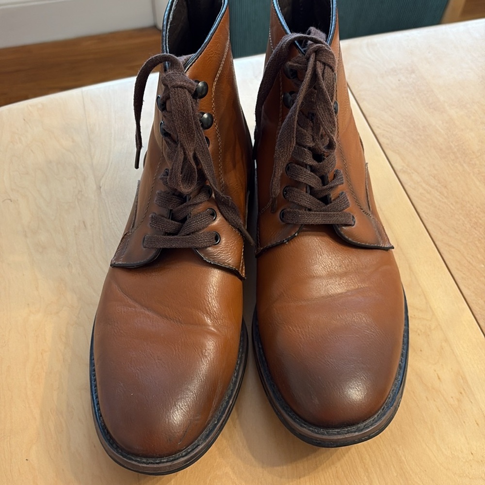 Men's Santino Luciano Brown Leather Lace-Up Ankle Boots. Size 9.5